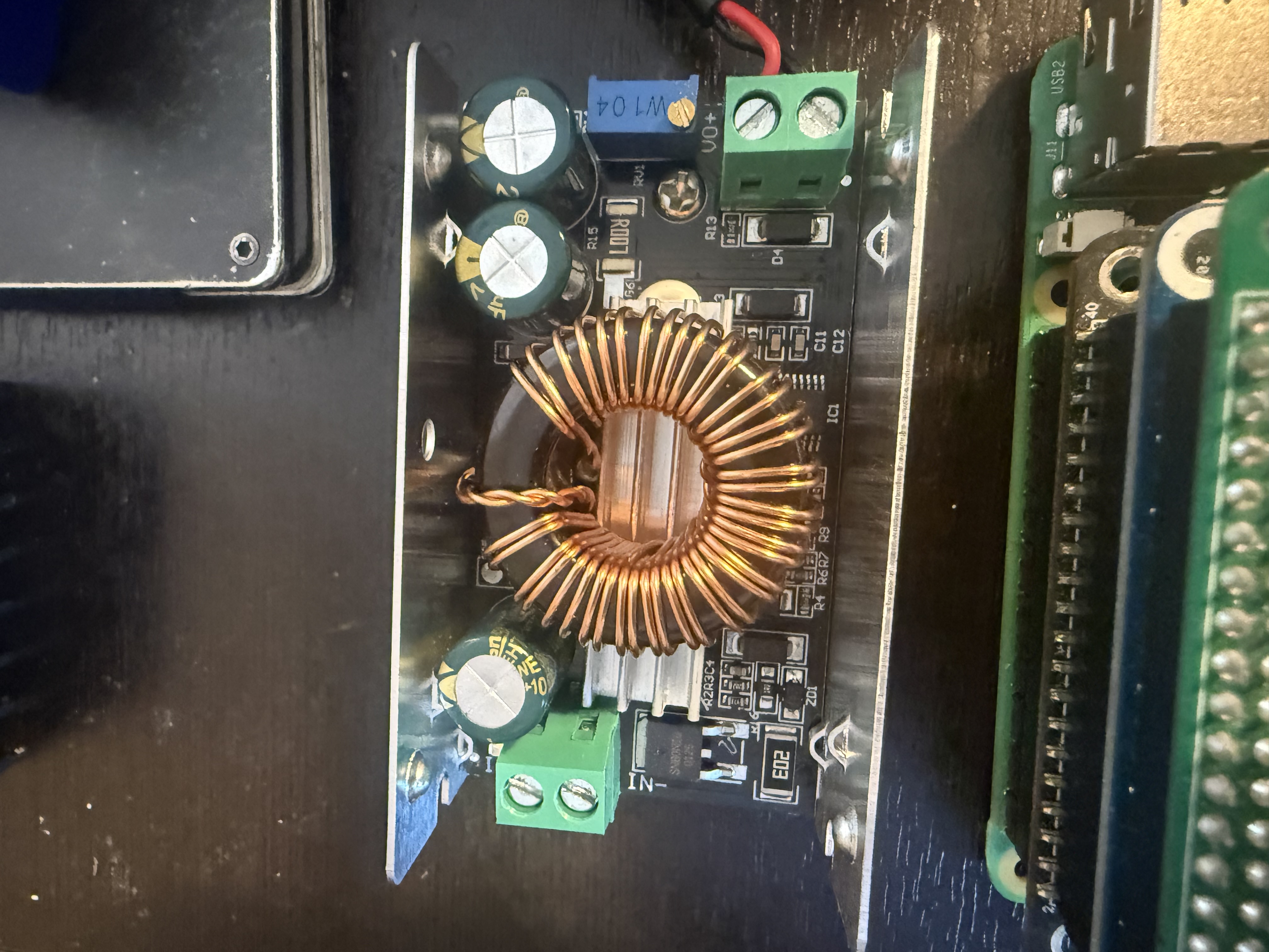 24V to 5V buck converter